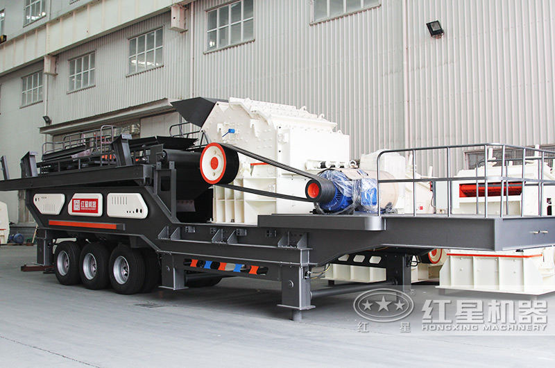 車(chē)載移動(dòng)式磕石機(jī)械:配細(xì)碎機(jī) 車(chē)載移動(dòng)式磕石機(jī)械:配細(xì)碎機(jī)