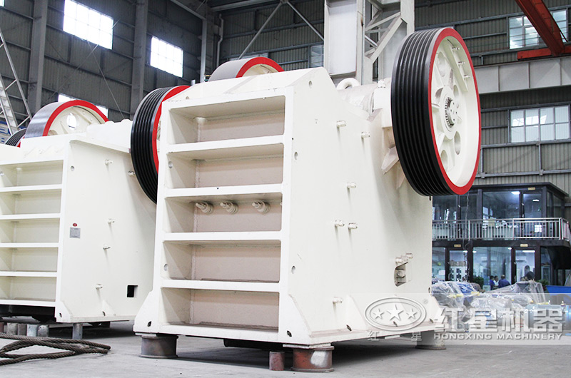 顎式破碎機(jī),時產(chǎn)1-2200t/h 顎式破碎機(jī),時產(chǎn)1-2200t/h