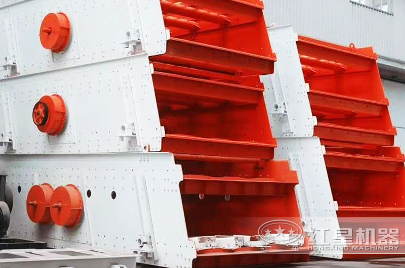 YK振動篩:不會出現(xiàn)堵塞現(xiàn)場 YK振動篩:不會出現(xiàn)堵塞現(xiàn)場