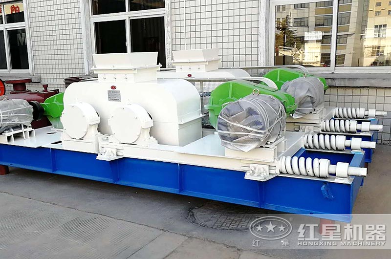 對輥式煤矸石制砂機圖片 對輥式煤矸石制砂機圖片