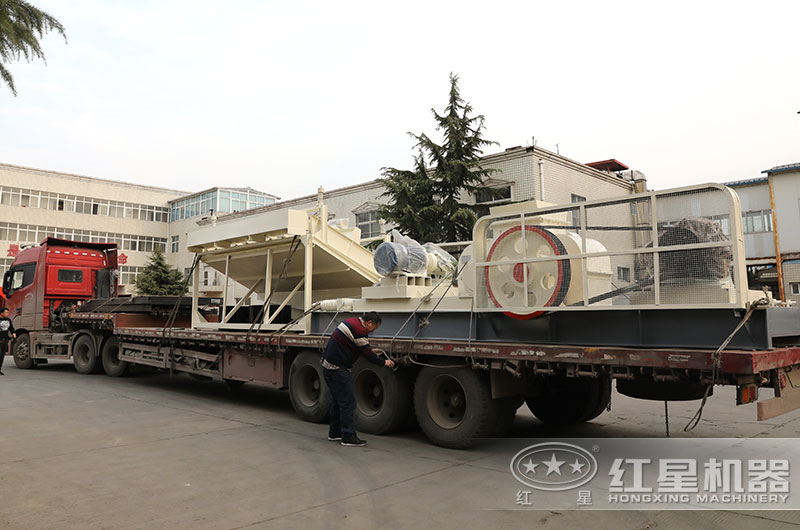 雙輥破碎機設備發貨現場圖 雙輥破碎機設備發貨現場圖