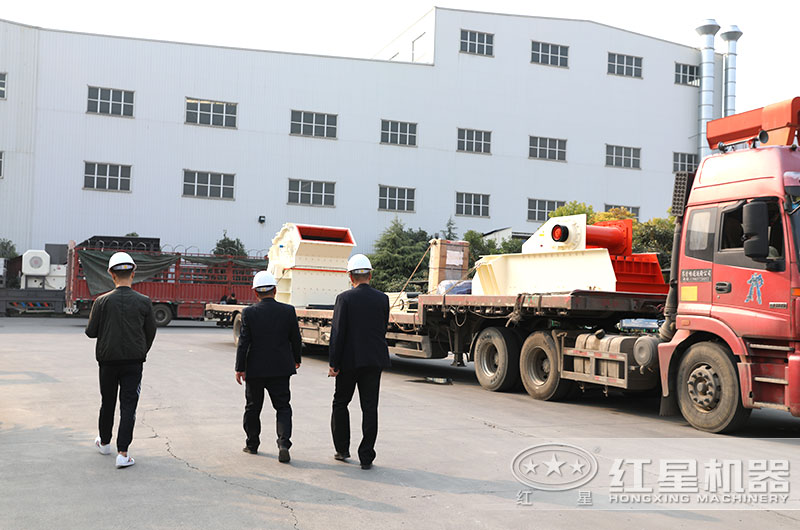 細碎制砂機設備發(fā)貨 細碎制砂機設備發(fā)貨