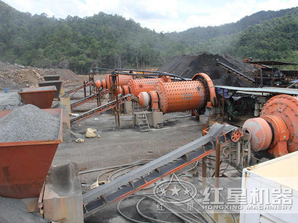 尾礦生產(chǎn)現(xiàn)場圖片 尾礦生產(chǎn)現(xiàn)場圖片